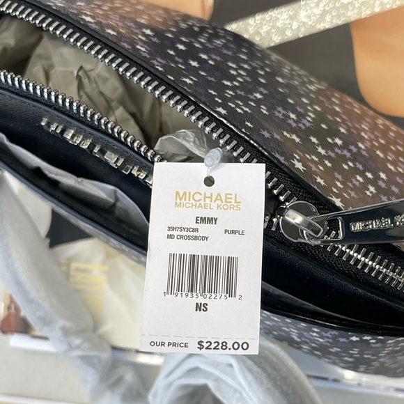 (new+tag) Michael Kors Emmy medium crossbody - Picture 4 of 8